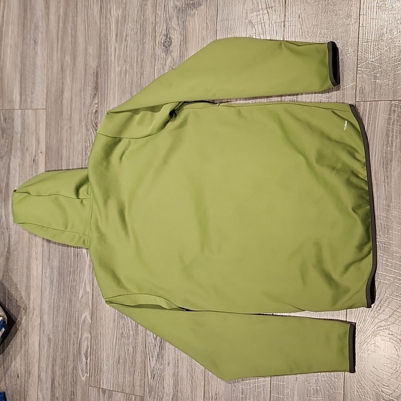 EUC Adidas Climawarm Men's sz M Sweatshirt w/hoodie 2 front pockets - Picture 6 of 7